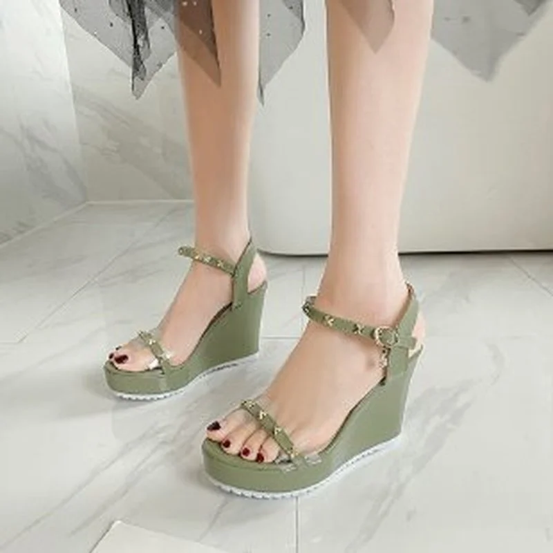 2022 Summer New Comfortable High Sole Sandals Ladies Personality Wedge Heel Lace Studs Large Size 35-40