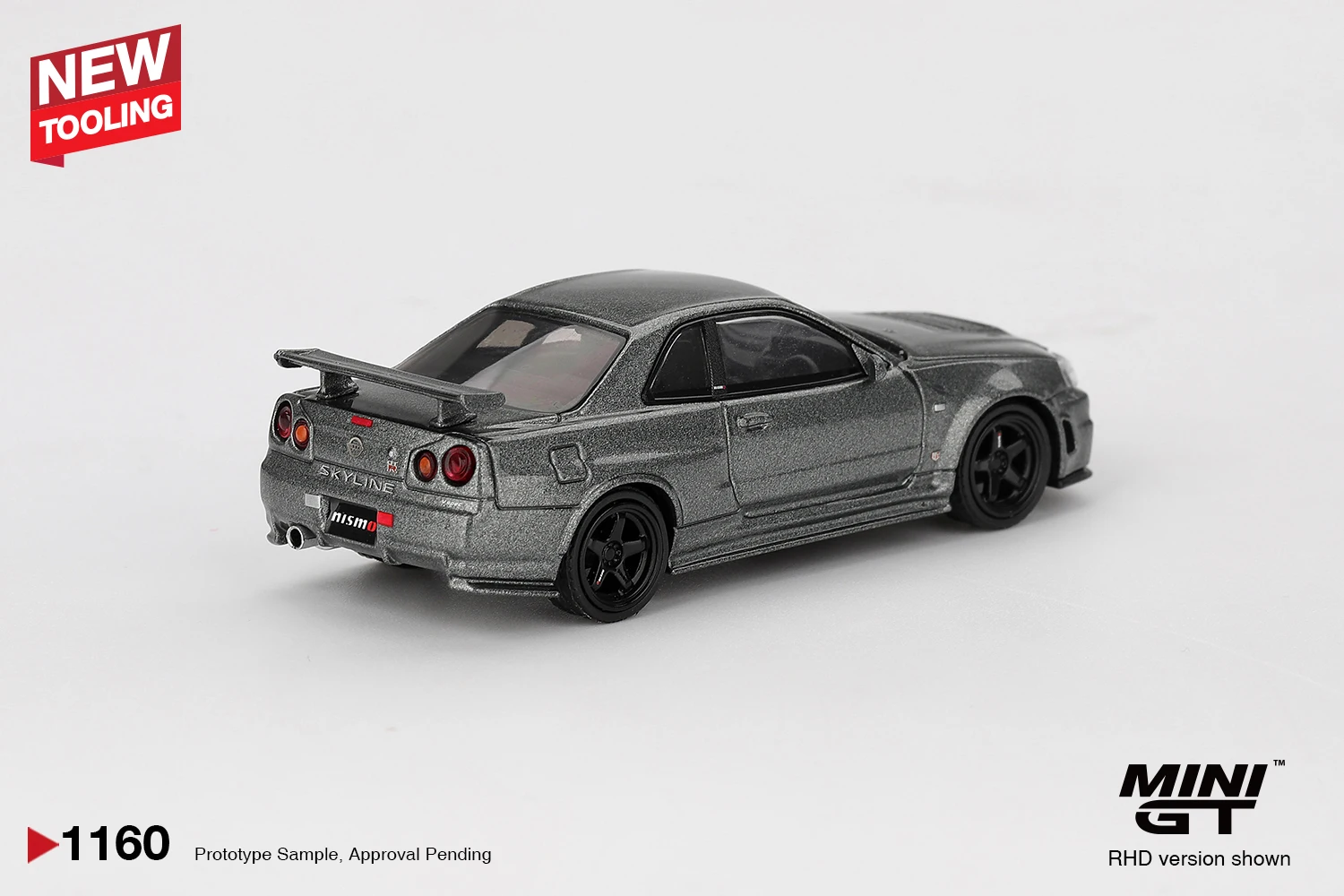 MINIGT 1/64 Nissan Skyline GT-R Dark Metal Gray (NISMO BNR34 CRS) MGT01160-CH Cars Alloy Diecast Metal Model Kids Toys Boys image 2