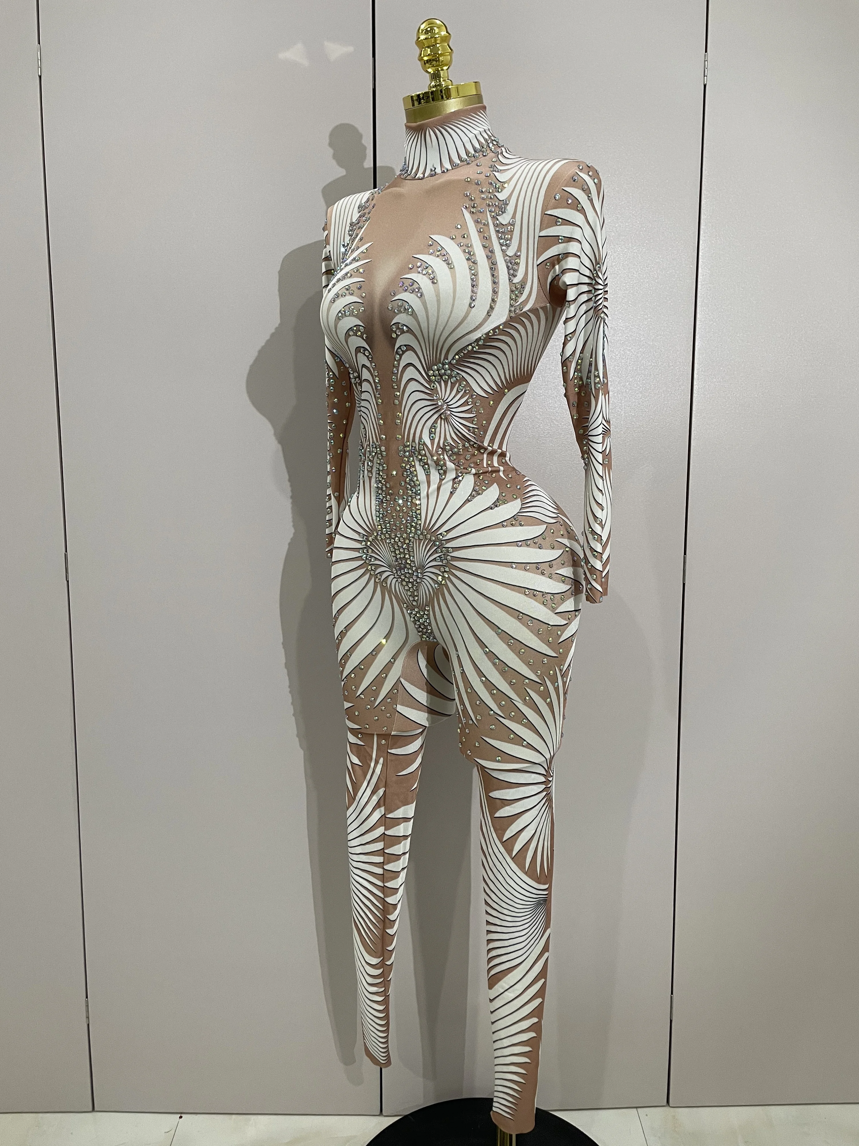 

Сценический костюм STOCK: Блестящий комбинезон с сеткой и стразами для женщин, сексуальный наряд для ночного клуба, бара, вечеринки, шоу, для гоу-гоу танцовщиц, одежда для дрэг-квин