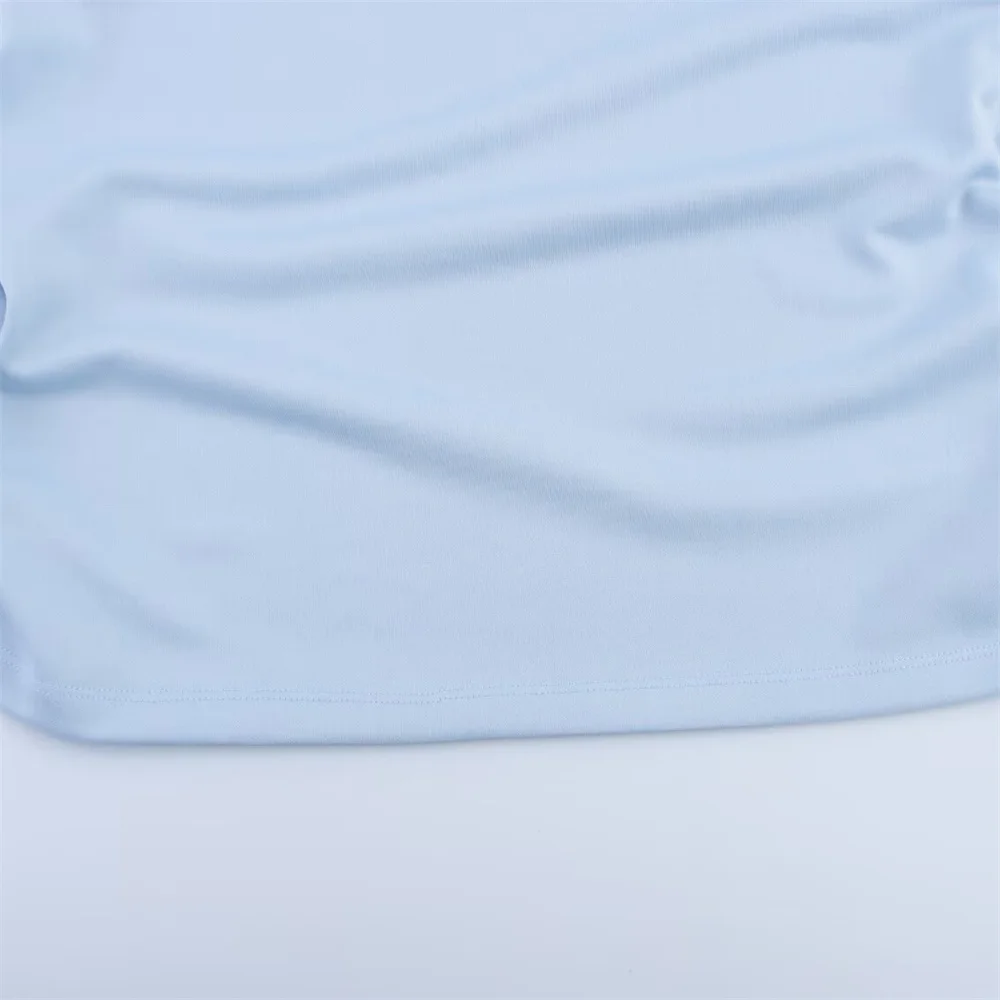 Falda corta con cuello recto y hombros descubiertos para mujer, decoración plisada con temperamento, novedad de verano, vestido ajustado de color sólido