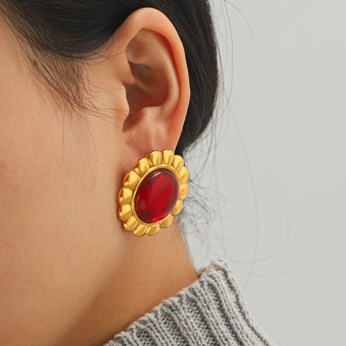 

Trendy Gold Color Sunflower Earrings Set Red Black Resin Inlay 18K Gold Plated Hypoallergenic Wedding Anniversary Party Gift