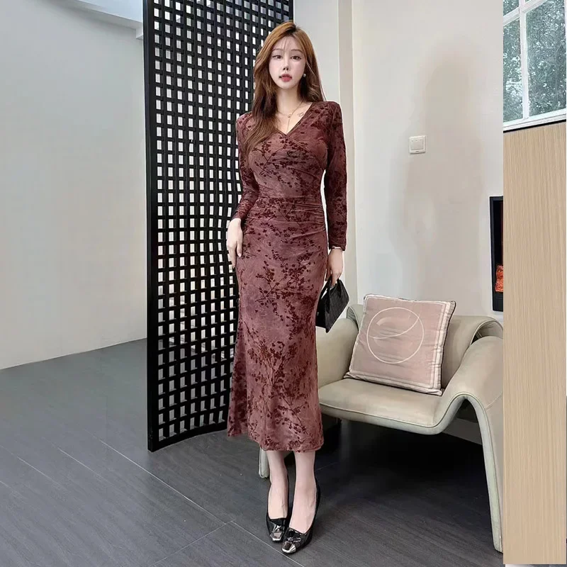 2024 Autumn Winter New Celebrity Vintage Print Long-sleeved V-neck Slim Long Midi Dress Bodycon Party Club