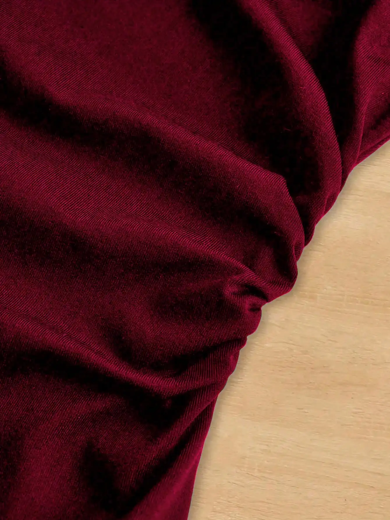 2026 Mädchen-Modekleid mit Taillenbetonung und Schlankheitseffekt, rückenfreies Kleid mit Kreuzbändern, Kinderkleidung 1 – Detail 5