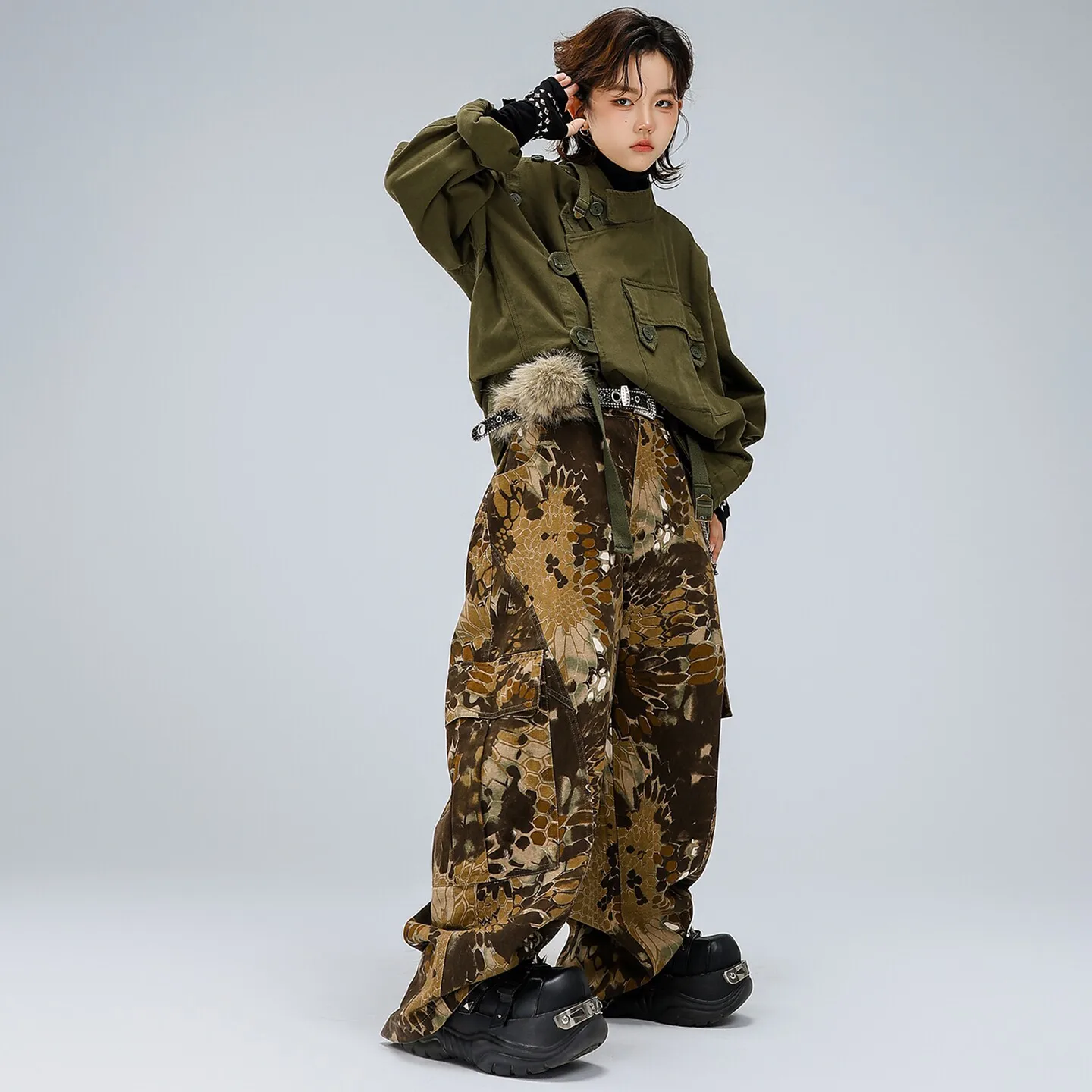 Kid Kpop Hip Hop Clothing Army Green Strap Cargo Jacket Top Snake Pattern Cargo Pants for Girl Boy Street Dance Costume Clothes view 4