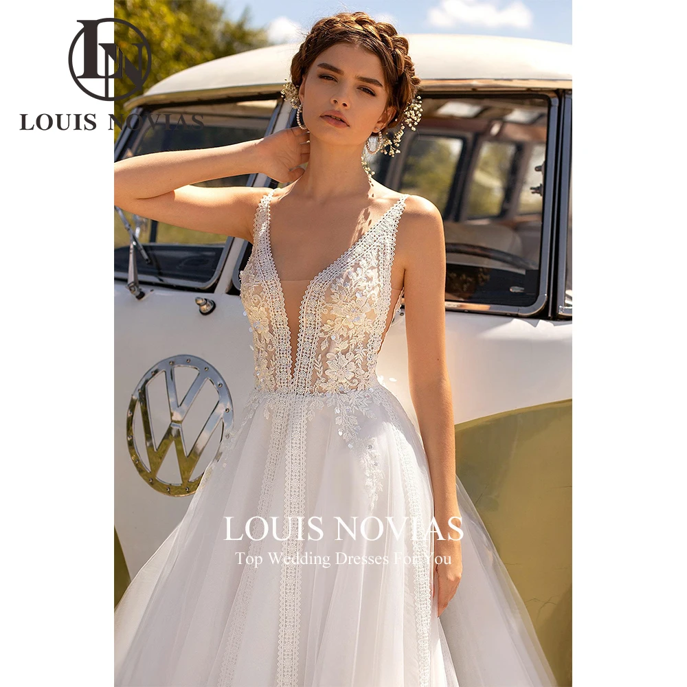 LOUIS NOVIAS BOHO Wedding Dress Sexy Deep V-Neck Spaghetti Straps Backless Sequined Beach A-Line Bridal Gown Vestidos De Novia