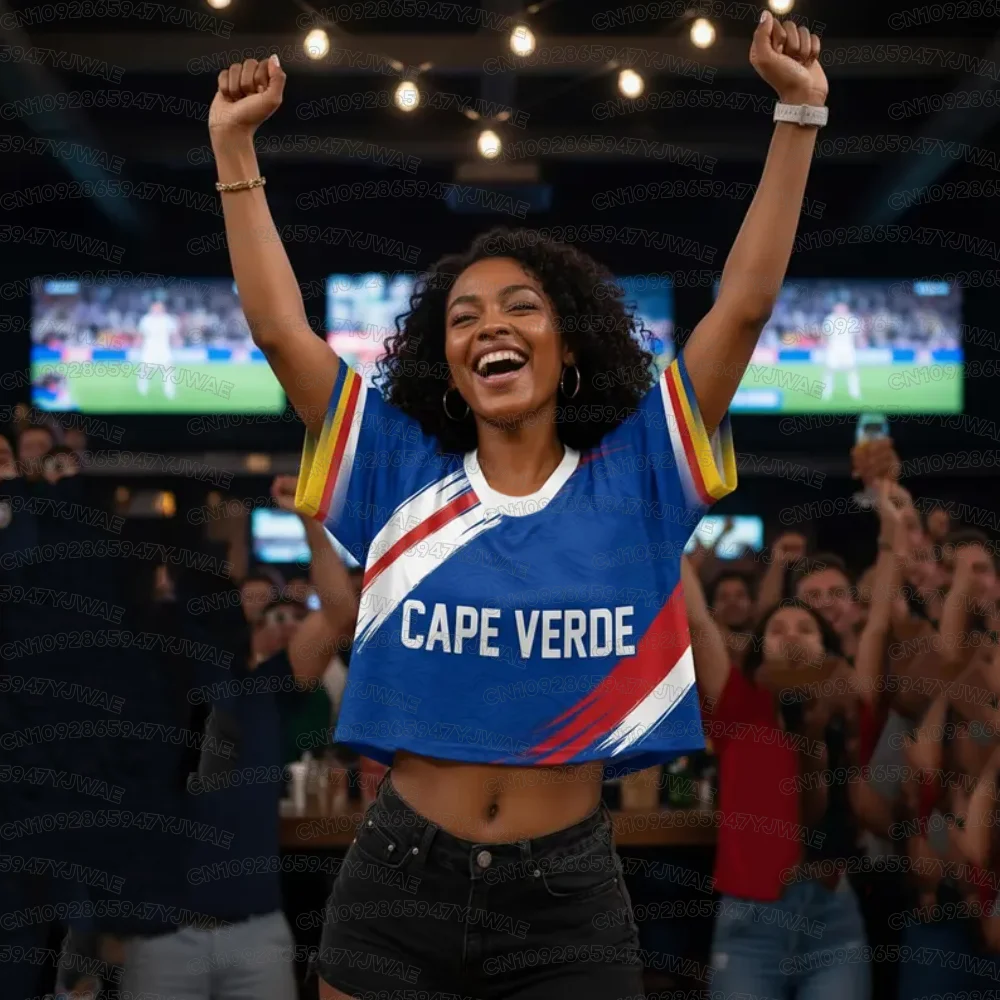 Camiseta Cropped Feminina Nova Coleção Verão 2026 com Estampa Cabo Verde, Gola Redonda e Manga Curta para Líderes de Torcida