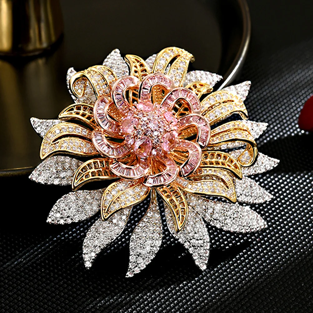 

New Chinese Style Luxurious Micro-inlaid Zircon Lotus Flower Brooches High-end Design Banquet Clothing Fashionable Accessories