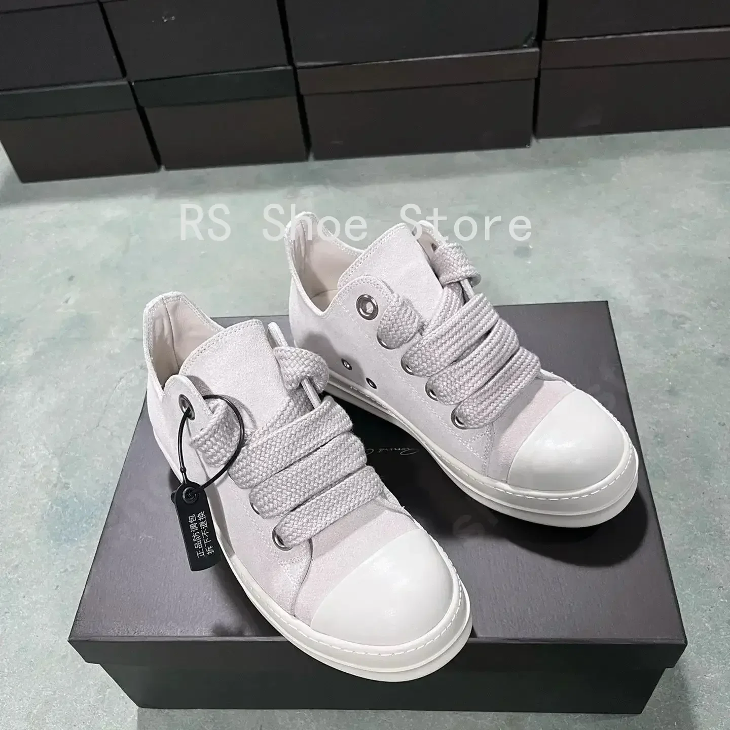 

Ro Men Shoe White Beige Suede Low Top Casual Sneaker Leather Jumbo Laces Women Sneakers Classics Cow Suede Flat Shoes&Boots