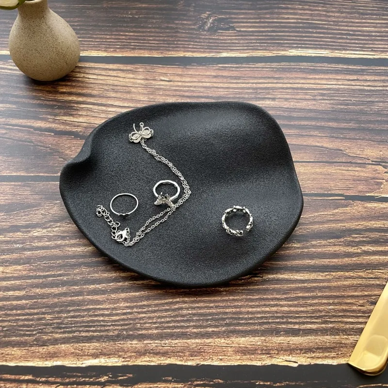 

Vintage Ceramic Trinket Dish-Handmade Jewelry Tray for Rings Necklaces,Retro Catch-All for Vanity Dresser,Unique Gift for Women