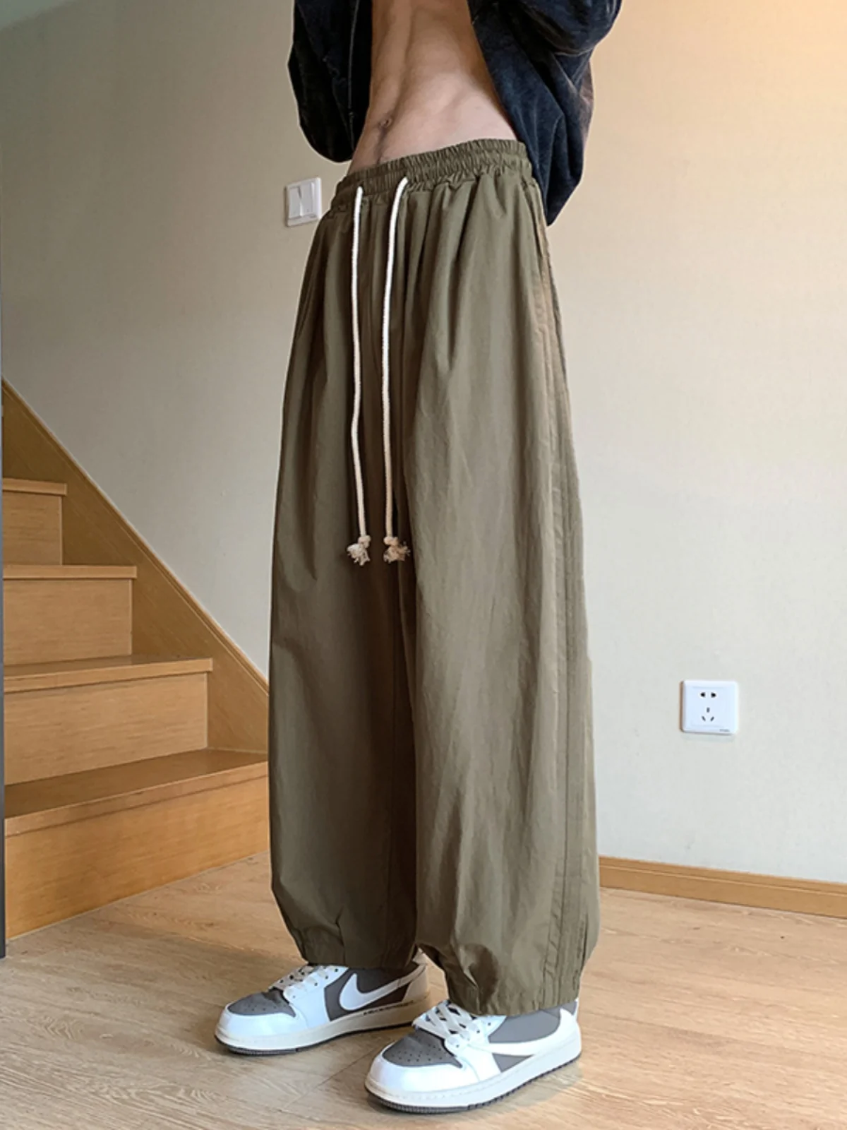 

Мужские брюки в стиле милитари оверсайз, американские рабочие брюки свободного кроя с низкой талией, длинные повседневные брюки-карго в стиле фонарик