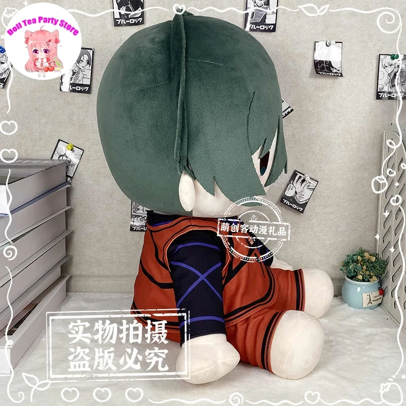 Anime BLUE LOCK Rin Itoshi postura sentada suave muñeca de peluche cuerpo Cosplay cambiar ropa 40CM almohada juguete de peluche regalo Adorable