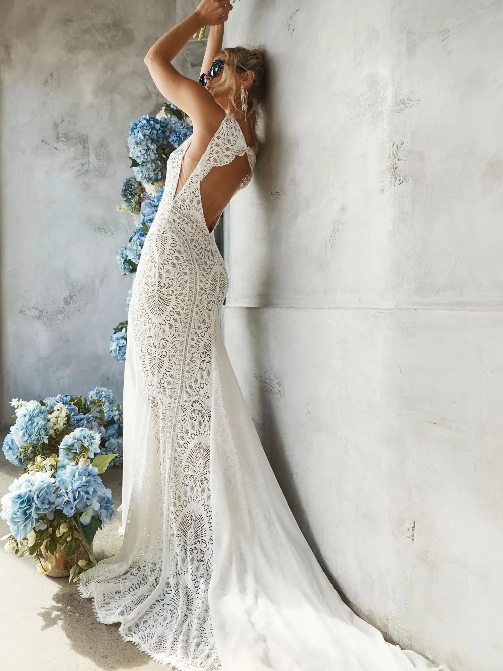 Suknie ślubne plażowe z głębokim dekoltem w serek, koronkowe aplikacje, suknia syrenka dla panny młodej, elegancka suknia ślubna do ziemi, Vestido De Novia