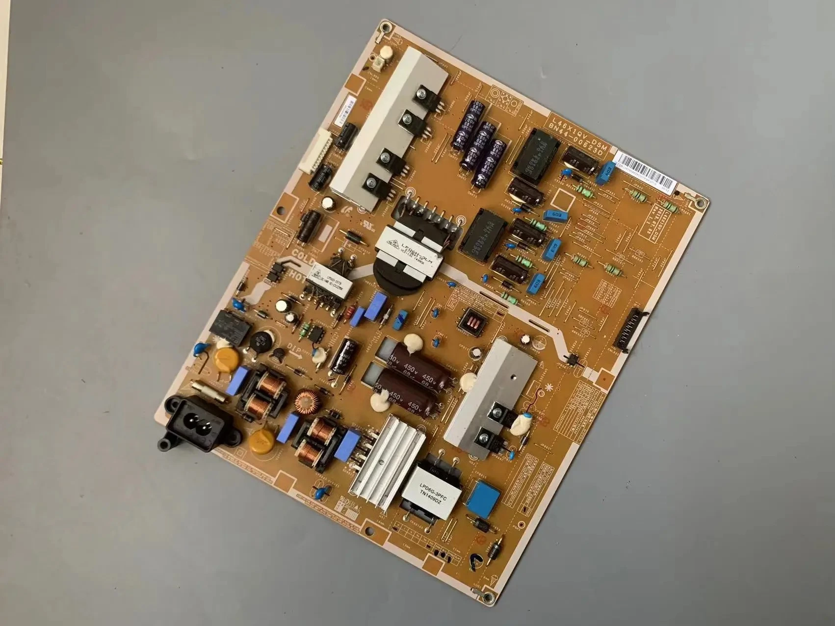 

BN44-00623D BN44-00623B BN44-00623A BN44-00623C L46X1Q_DHS Power Board is for UA46F6400DK UA46F6700AM UA46F6800AS UE46F6105AK TV
