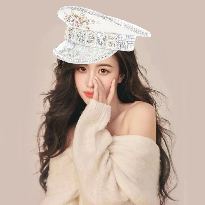 R1WE Blingbling حجر الراين الكابتن قبعة الإبحار حزب قبعة المرحلة الدعائم غطاء الرأس الزفاف