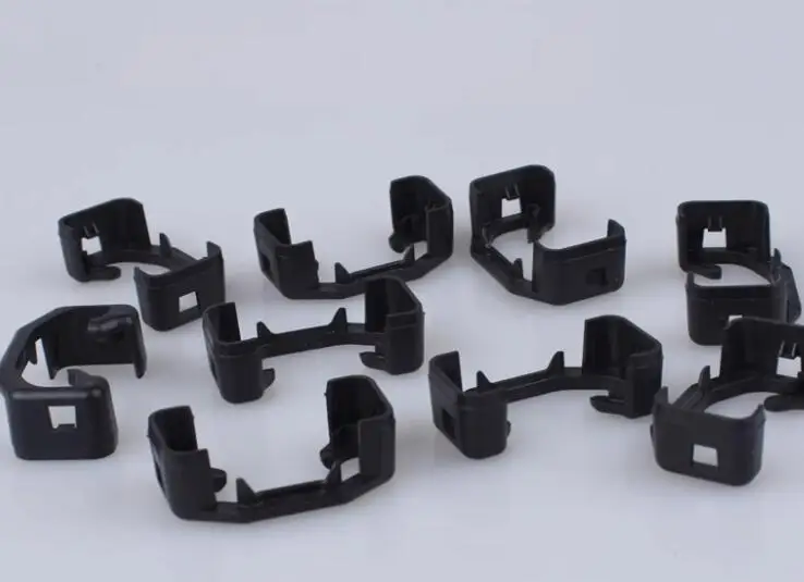 

2009-2013 для Volvo XC60 Хромированная накладка на переднюю противотуманную фару