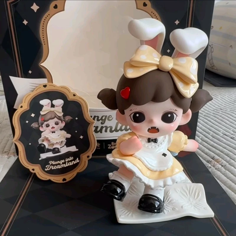 

New Genuine Zoraa Falling Dream Series Anime Action Figure Collection Ornament Figurines Home Decor Desktop Dolls Model Gift