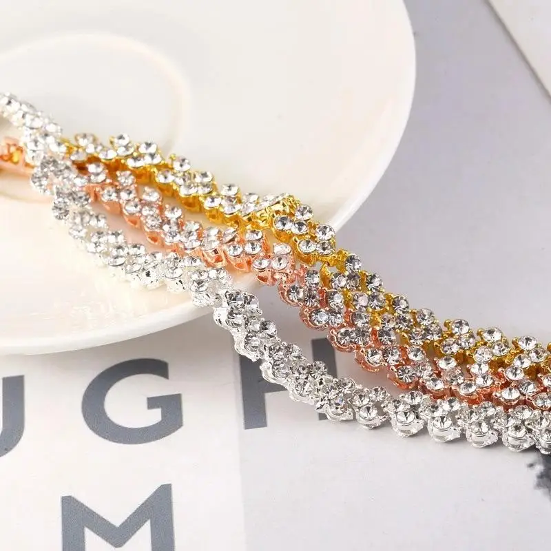 Bracelet female inlaid with diamonds in Europe and the United States simple full of diamonds female bracelets fashion  jewelry