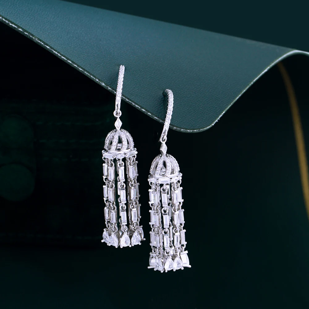 CWWZircons Heavy Work Cubic Zirconia Long Dangle Water Drop Tassel Chandelier Luxury Pageant Bridal Earrings for Women CZ706