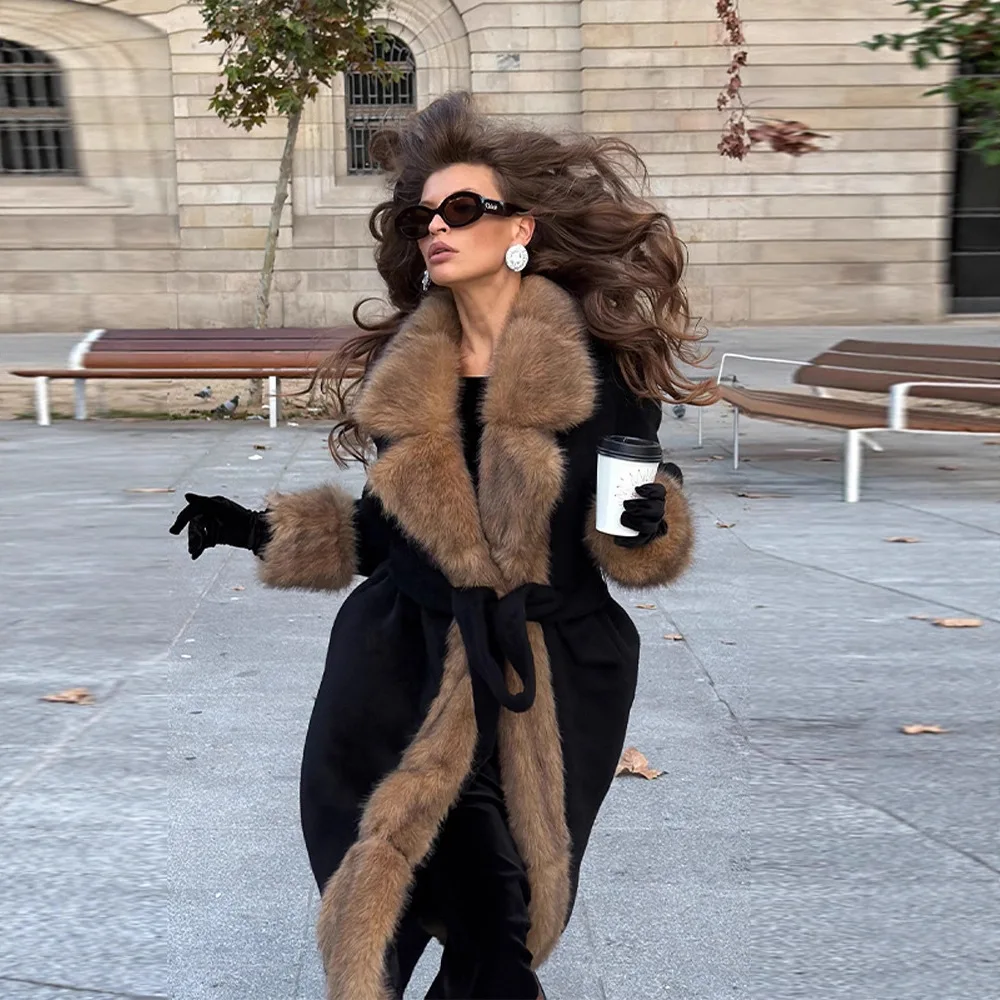 European Fashion Autumn and Winter Long Coat for Women Faux Fur Collar Cuffs Front Placket Decoration Waist Cinching Woolen Coat