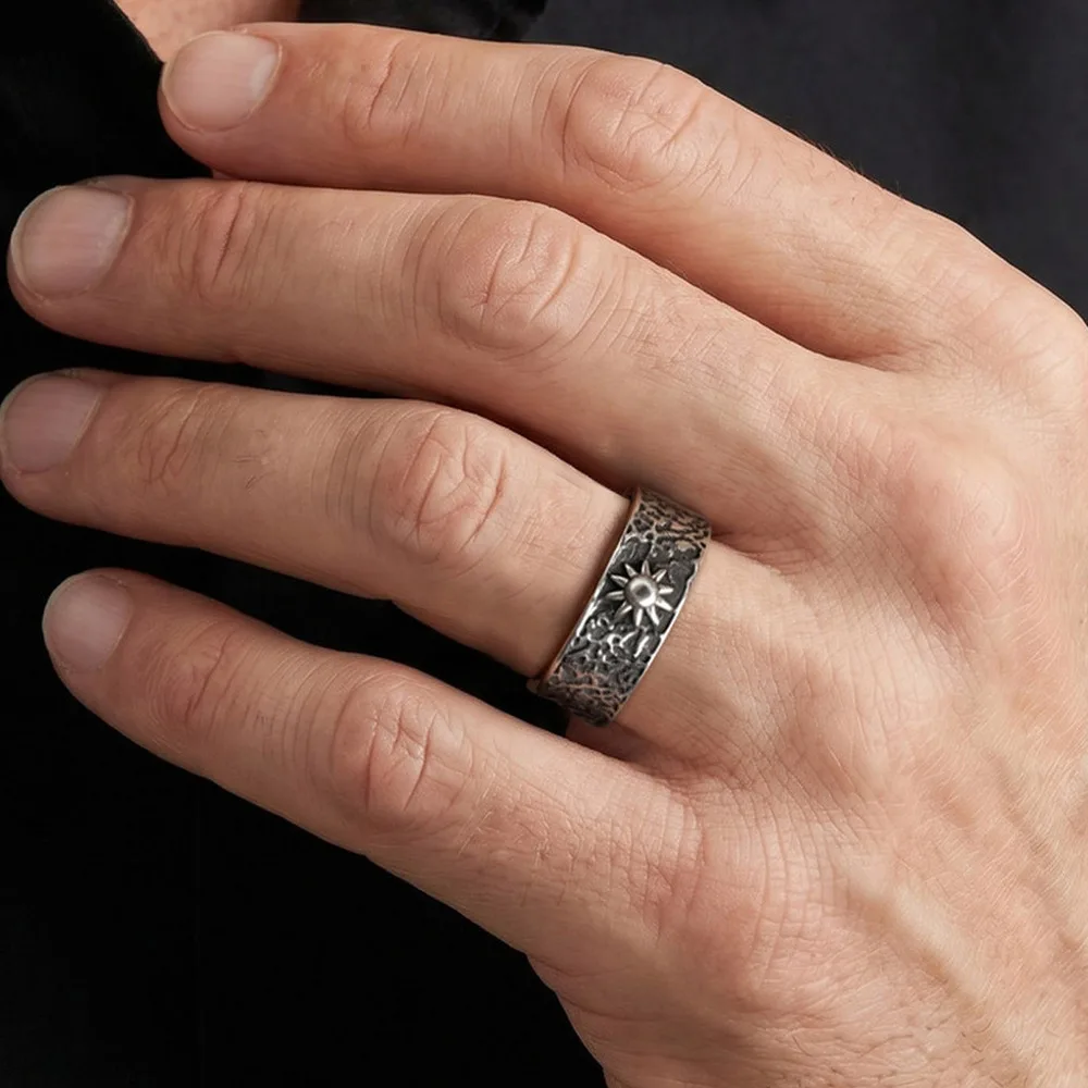 Punk Sun Moon Bend Ring for Men,8mm Width Stainless Steel Hammer Patterned Ring,Hip Hop Causal Jewelry Gift