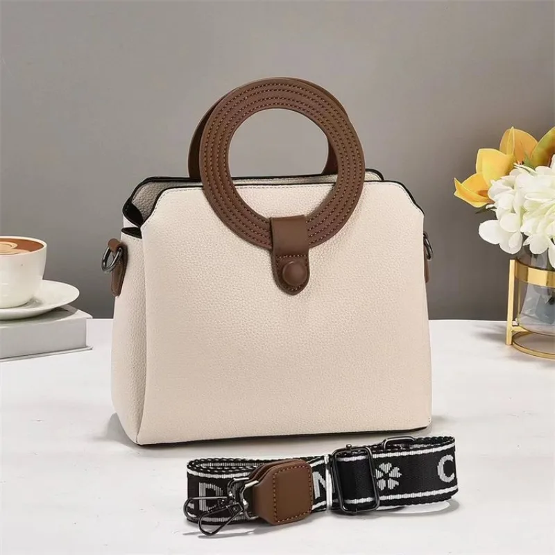

Minimalist Simple Diaper Bag Stylish Casual Backpack For Men Women Leisure Commuter Large Capacity Leather