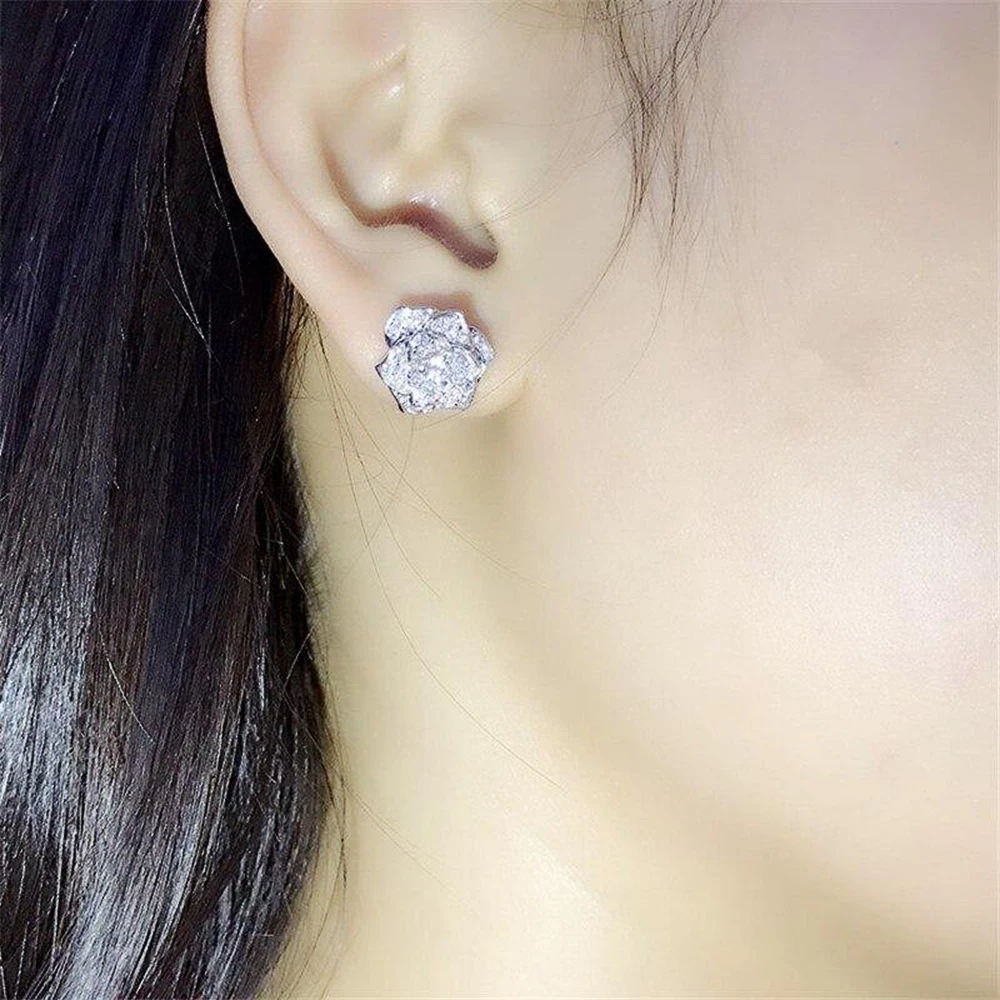 Huitan Full Bling Iced Out Flower Earrings for Female Gold Color/Silver Color Crystal CZ Ear Piercing Earrings Wedding Jewelry
