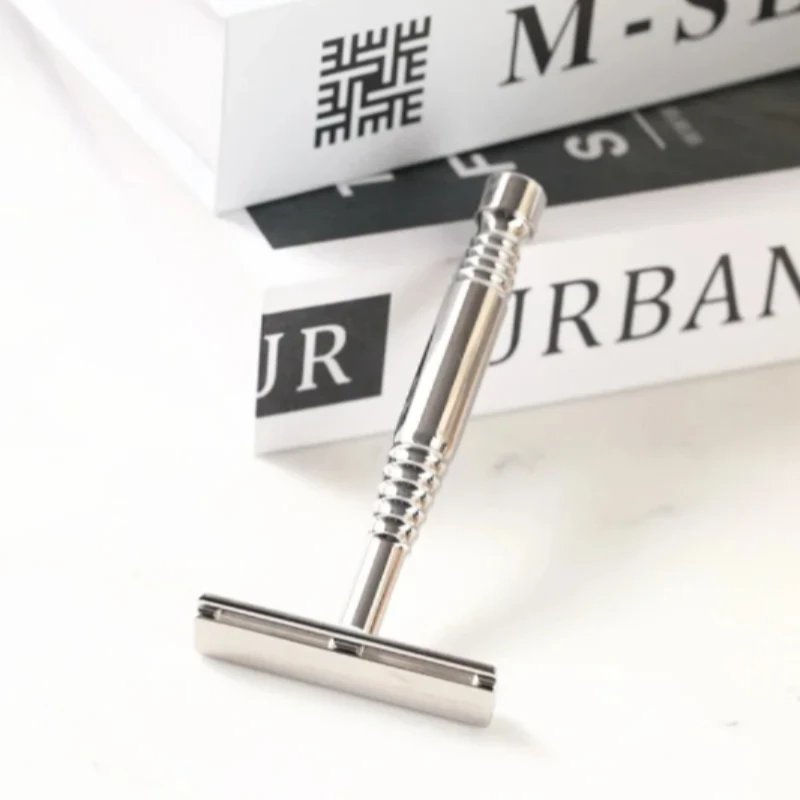 YAQI Romulus Razor With Magnet 316 stainless steel 66g 0.70mm gap Ultra-Light Premium Barber Grade Care, Shaving Tool