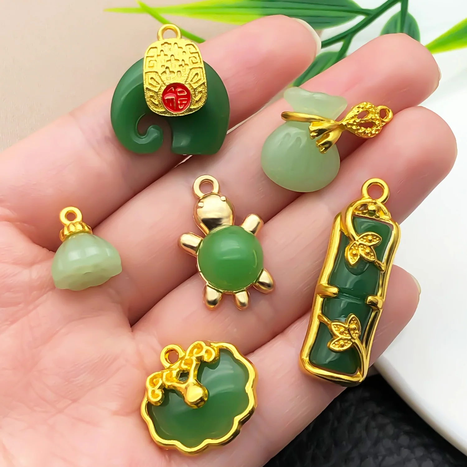 10/25-Piece Chinese Style Hetian Jade Imitation Stone Pendant Set - Perfect for DIY Necklaces, Earrings, and Bracelets.