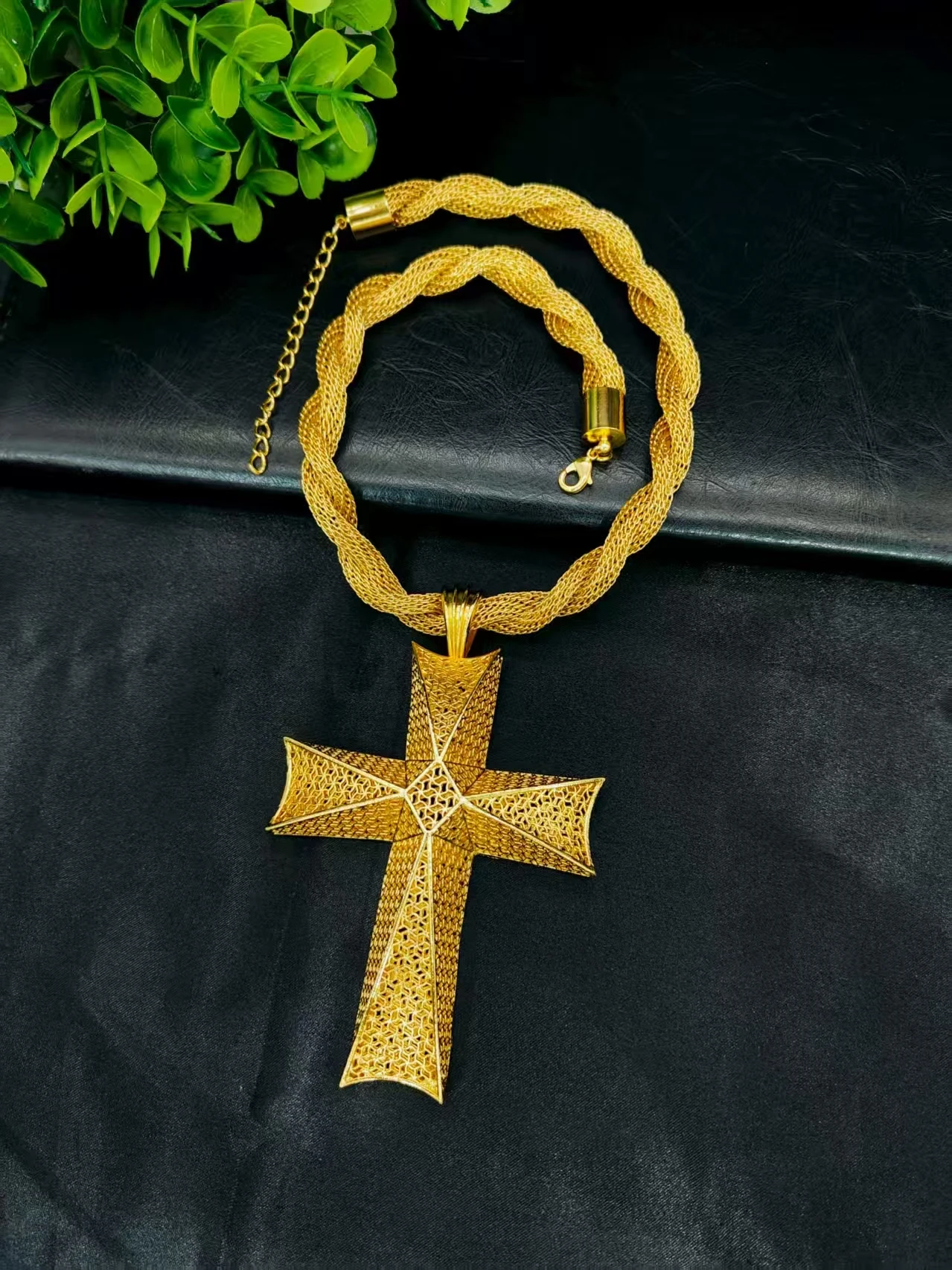 Fashion Personality Religious Pendant Women Men Gold Plated Big Cross Necklace Jewelry Accessories