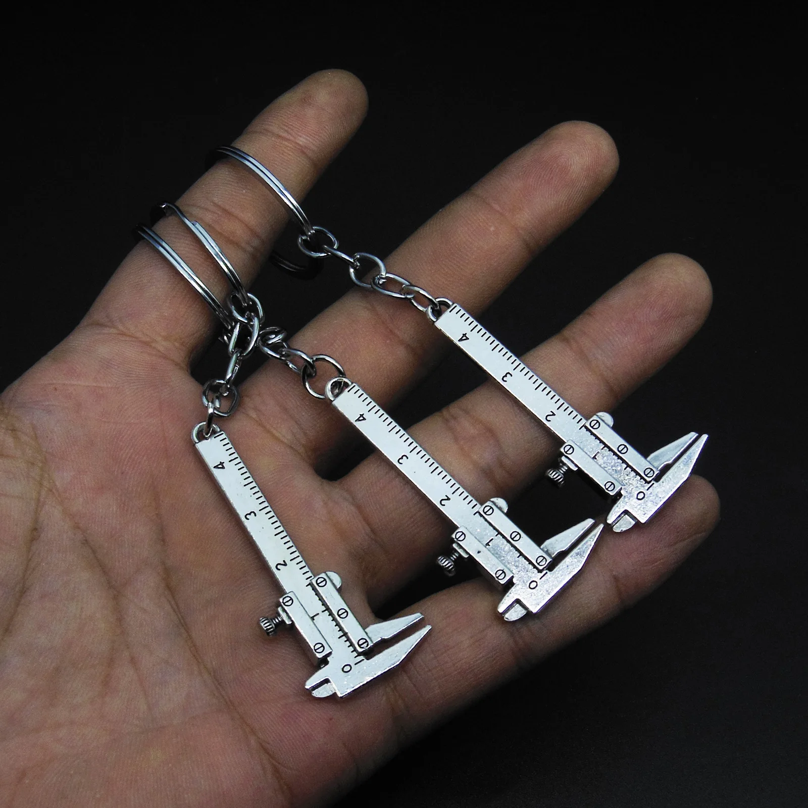 Hot Sale Car Key Mini Vernier Caliper Portable 0-40mm keychain Wholesale Measuring Tools Car key Chain Ring Ruler Caliper