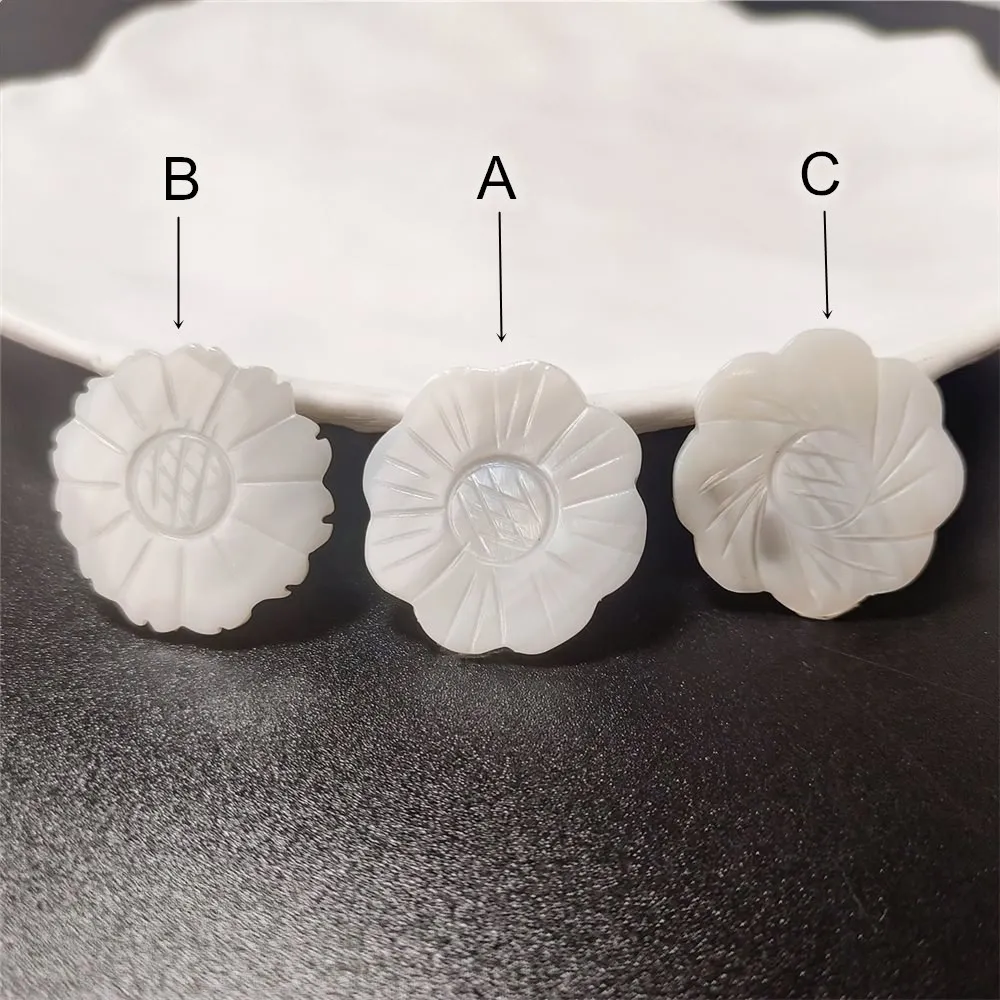 FUWO 5 Pieces/Lot Wholesale Natural Shell Carved Flower Beads Accessories For DIY Jewelry Making Pendant S028 24*24mm