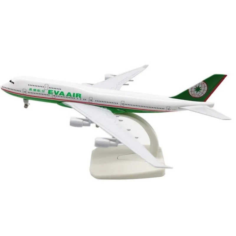 

Модель самолета B747 Eva Air Airways, масштаб 1:300, 20 см, литая металлическая модель с подставкой, для авиационных коллекций и демонстраций