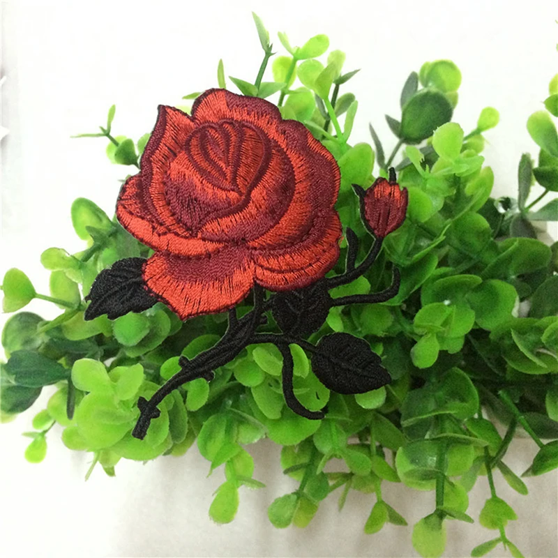 

2pcs Embroidered Patch for Clothes Bags Decoration Red Floral Patches Floral Applique Sewing Patches Easy Beautiful