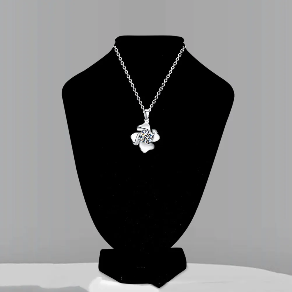 

Набор из 2-х стильных подставок-манекенов для демонстрации украшений: колье, цепочек, кулонов, чокеров, браслетов – идеально для ювелирных магазинов и домашнего использования