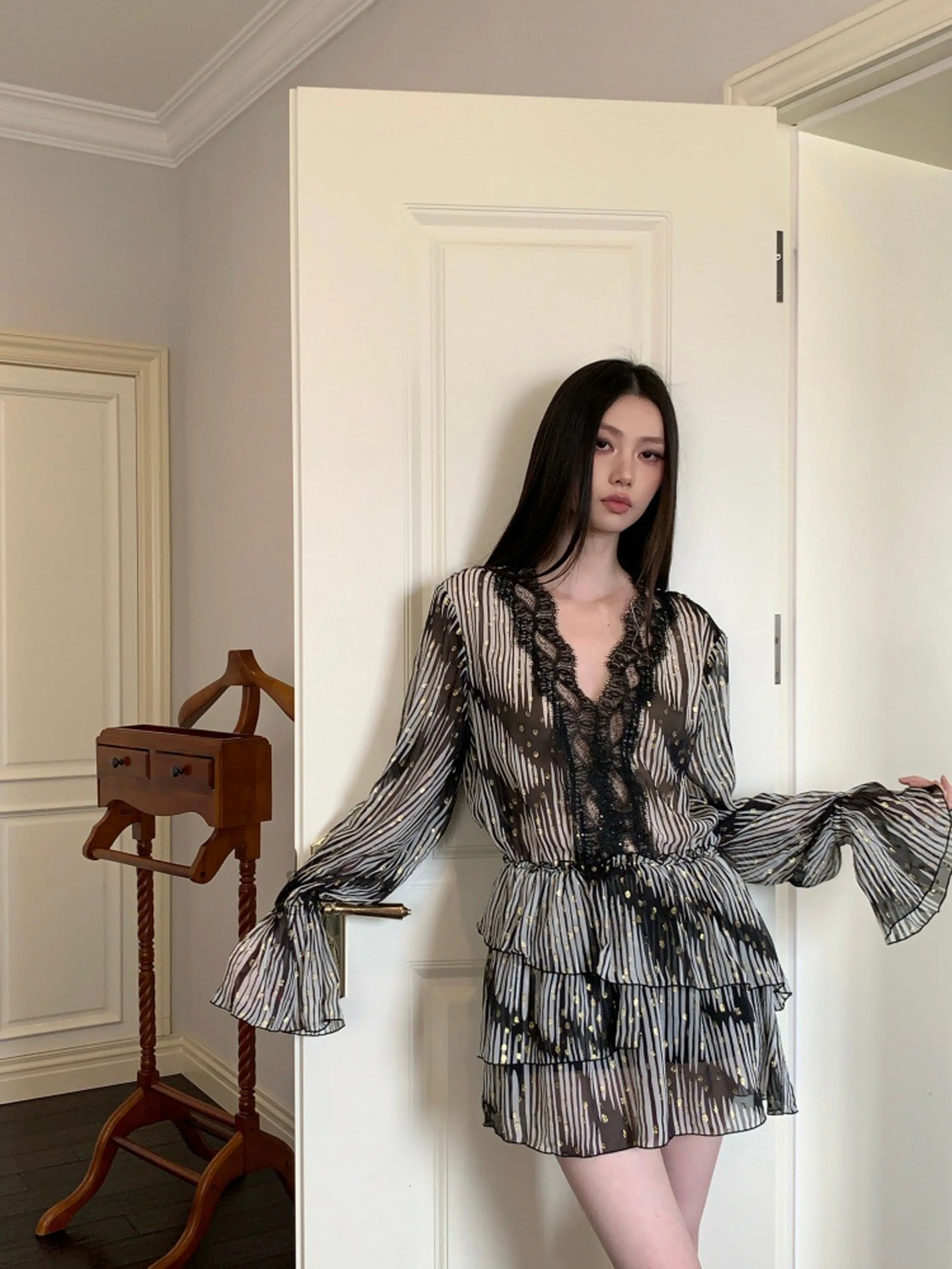 Zebra Print Long Sleeve Mini Dress V Neck Lace Trim High Waist Asymmetric Hem Dresses Sexy Fashion Ruffle Party Club Clothing