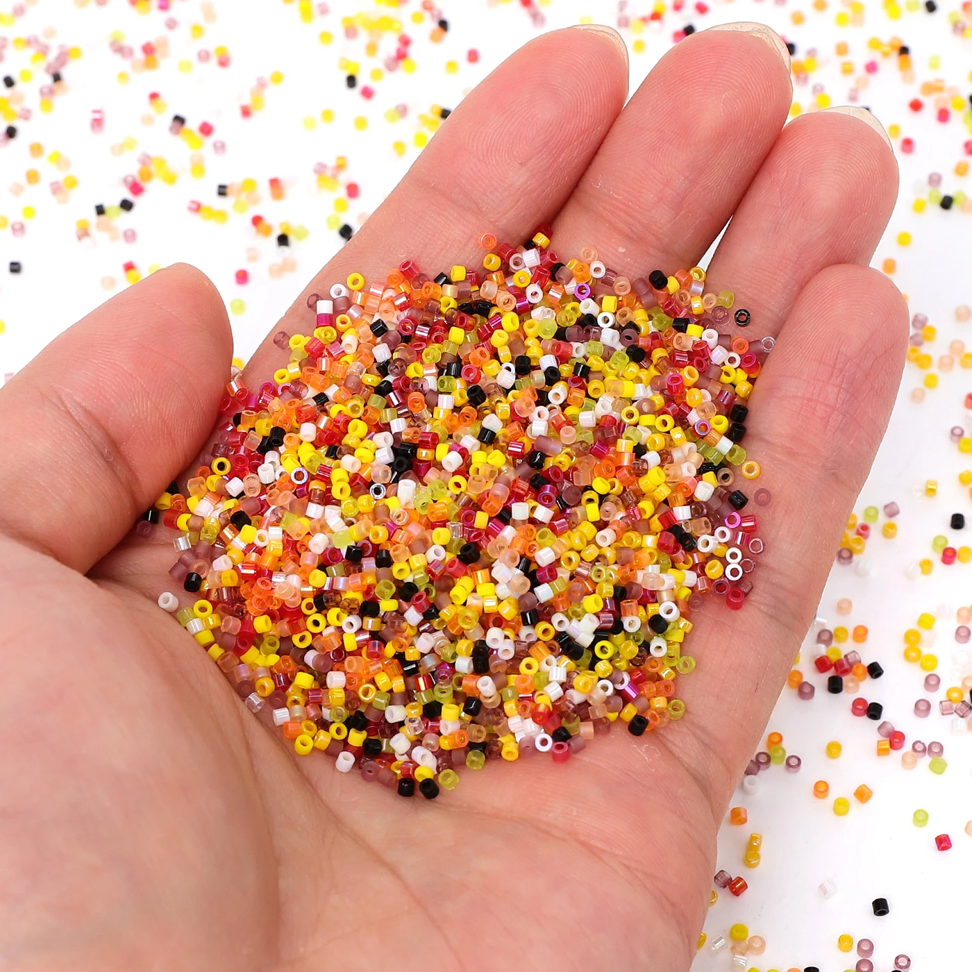 50 gr/beutel 1,6mm Original Farbe Japanische Glas Rocailles Uniform SeedBeads Für Schmuck Machen Armband Halskette Kleine Handwerk perlen – Detail 3