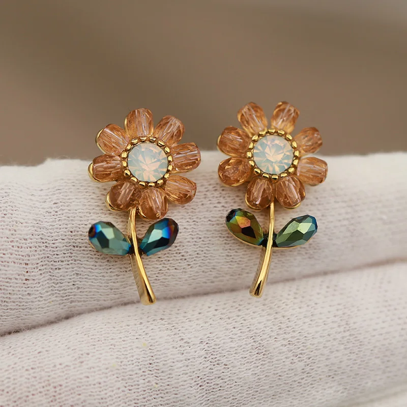 New Sight Design Unique Metal Crystal Flower Earrings for Women Fashion Brand Jewelry Leaf Earrings