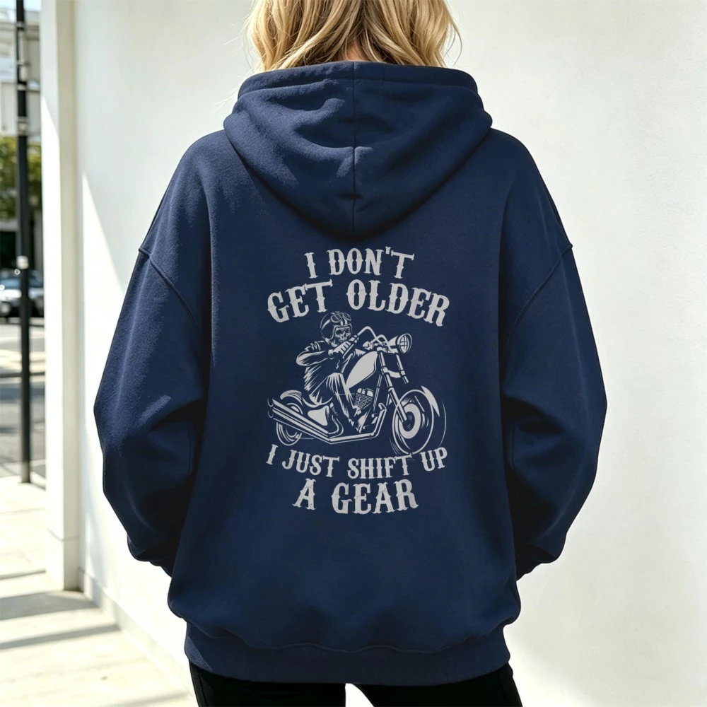 나는 나이가 들어가는 게 아니라, 단지 더 강력해지는 - Motorcycle Gear Hoodie 리뷰 및 가격