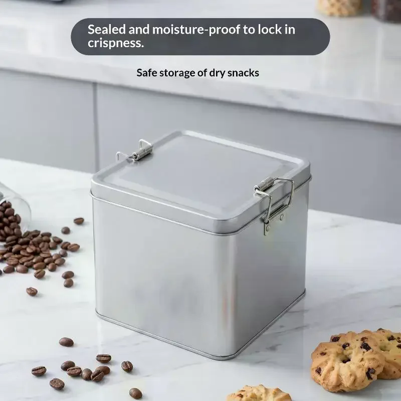 Metal Rectangular Iron Box Old Fashioned Storage Cake Packaging Box Durable With Lid Buckle Organizer