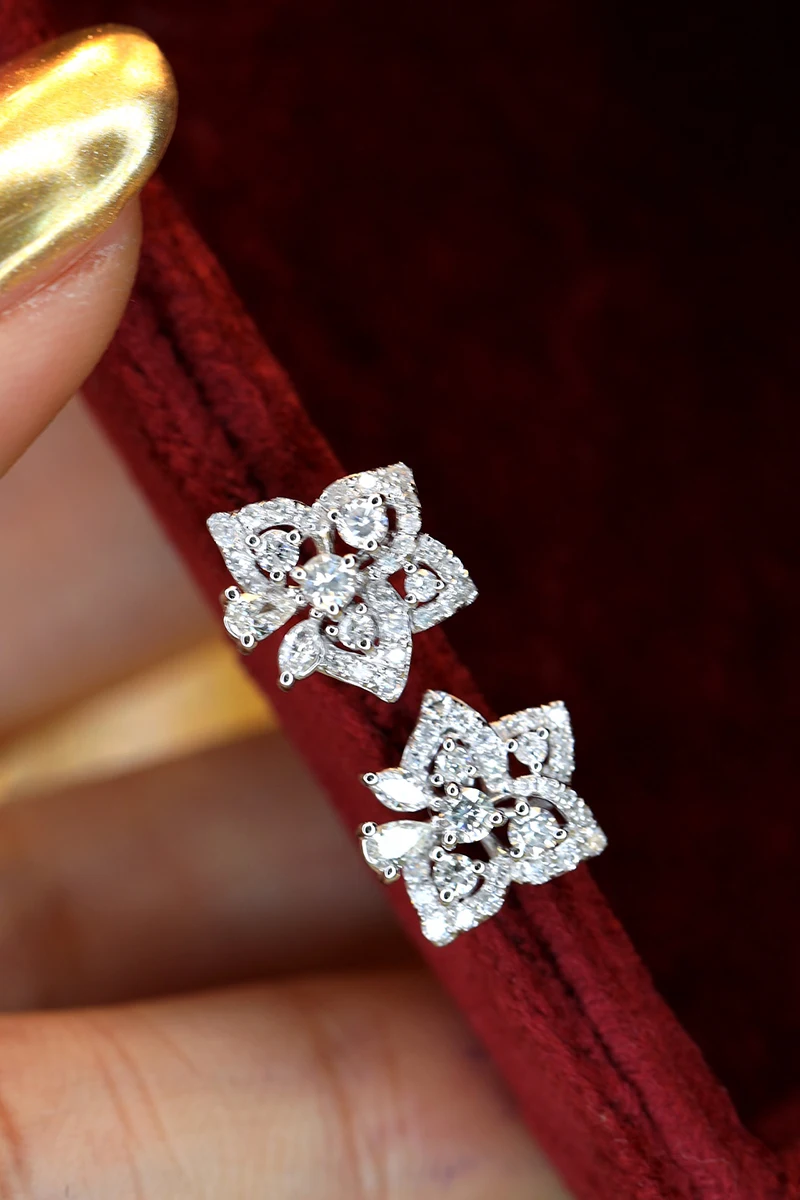KUGG 100% 18K White Gold Earrings Elegant Style 0.70carat Real Natural Diamond Stud Earrings for Women High Wedding Jewelry