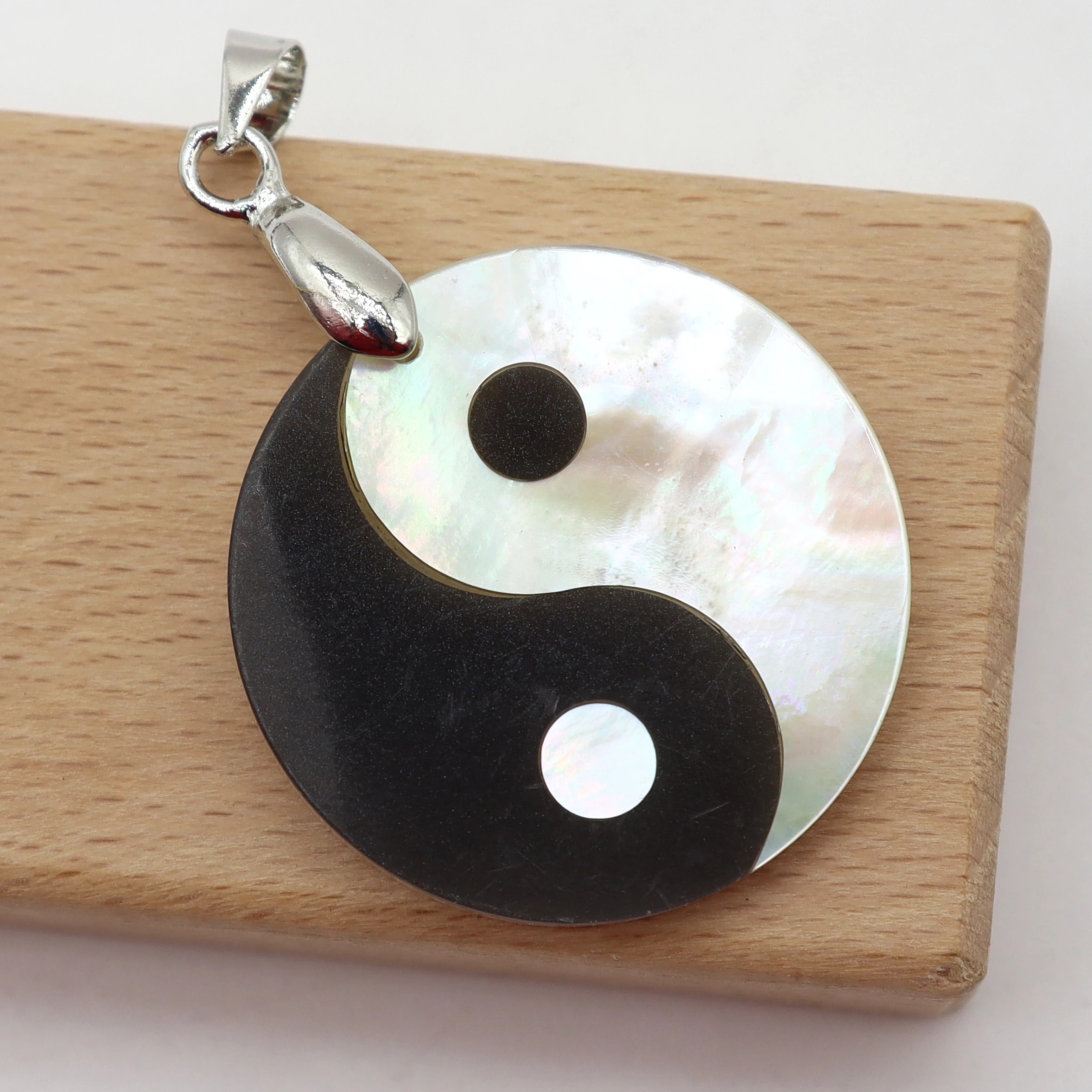 Natural Shell Pendant Tai Ji Yin Yang Charms For Religion Purification Soul Making DIY Necklace Jewelry Handmade Accessories