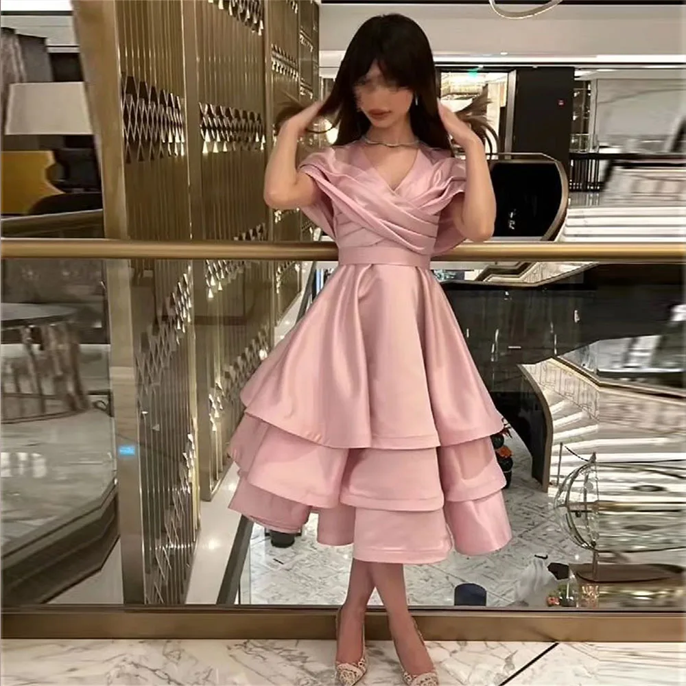 Customized V-Neck Pleat Prom Gown Tiered Ruffle Tea-Length Party Dress Simple A-line Solid Color Cocktail Dresses فساتين للحفلات