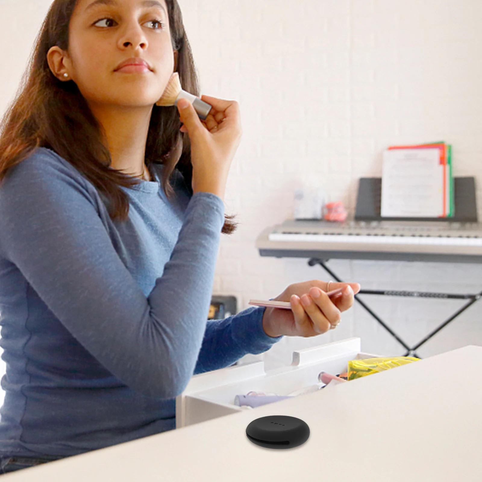 

Travel Make up Puff Holder Portable Powder Case Makeup Sponge Egg Boxes Storage