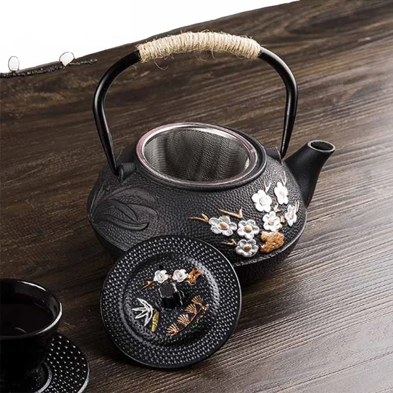 800ML Plum and Bamboo Painted Brewing Teapot Cast Iron Water Bottle