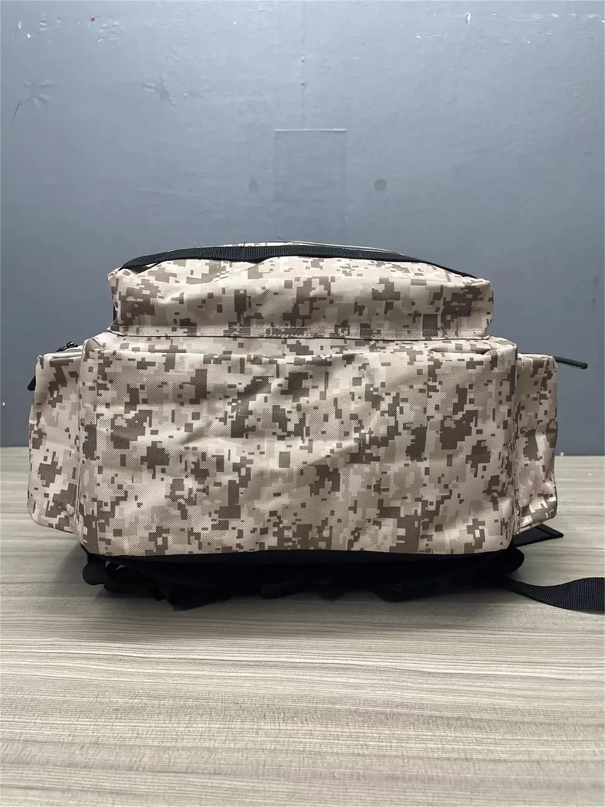 Camouflage military fan tactical backpack, 50cm * 31.5cm * 15cm