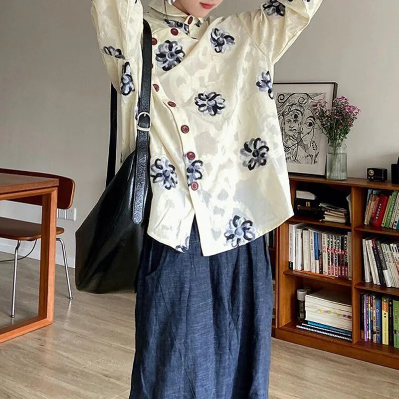 2023 Spring and Autumn New Chinese Style Chinese Style Retro Art Plate Flower Print Design Sense Small and Loose Relaxed Shirt