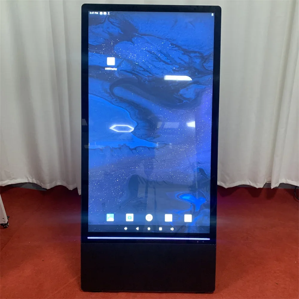 Ip65 Outdoor Portable Battery Powered Waterproof Advertising Player   Android System Digital Poster