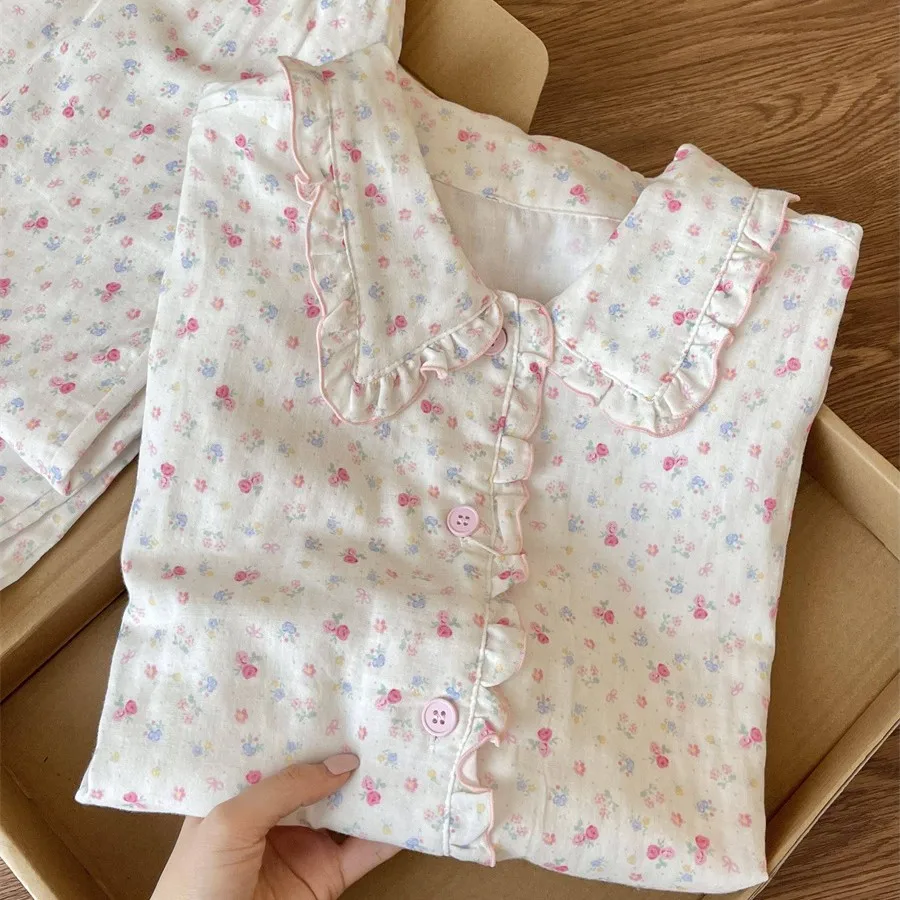 甘い花柄プリントのクラウドコットン女性用寝間着、長袖長ズボンのホームウェア上下セット、秋春シーズン向け 1