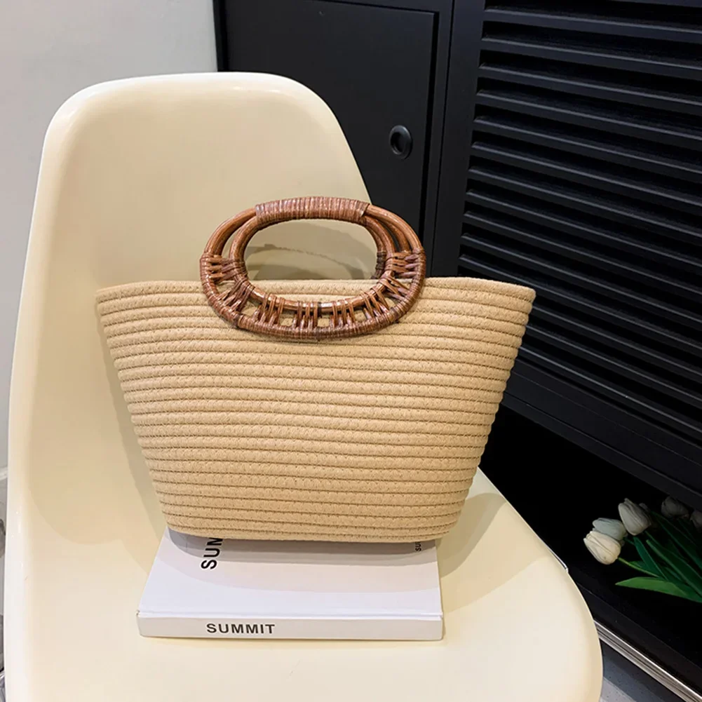 Summer Handwoven Tote Bag Rattan Weaving Beach Bags Ladies Large Capacity Woven Bucket Bag Fashion Handmade Women Shoulder Bags