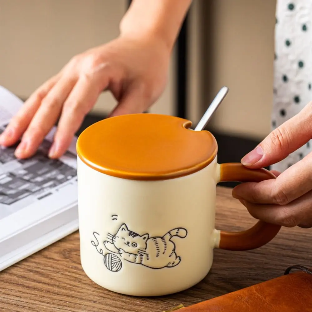 

Hand Drawn Cat Vintage Mug with Spoon Cute Cat Pattern Water Cup with Lid Anti-scald with Handle Cartoon Cat Drinkware